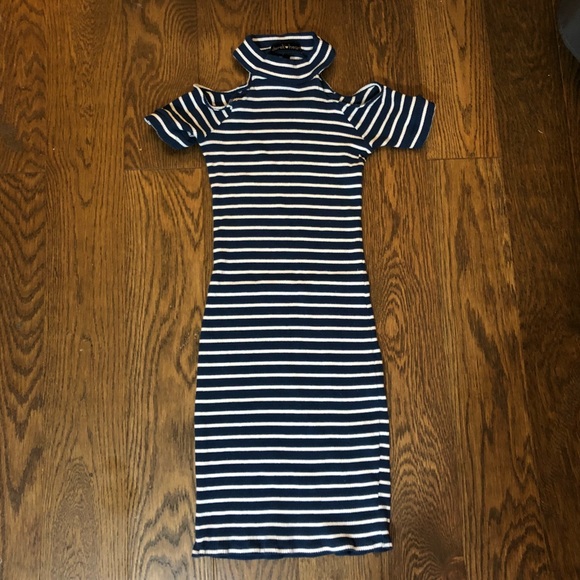 Derek Heart Dresses & Skirts - Derek Heart cut out striped, ribbed dress. Size L.